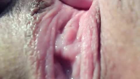 Snapshot of courtney_luv chatting on February 27, 2025, 5:47 pm Im Courtney Nice to meet youFollow meInstagram courtneyluv778 online show from February 27, 2025, 5:47 pm