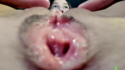 Snapshot of courtney_luv chatting on October 23, 2025, 1:54 pm Im Courtney Nice to meet youFollow meInstagram courtneyluv778 online show from October 23, 2025, 1:54 pm