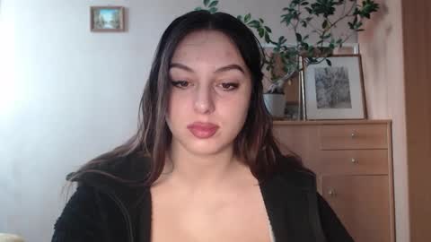 Snapshot of courtney_lux chatting on January 25, 2025, 7:49 am Courtney online show from January 25, 2025, 7:49 am