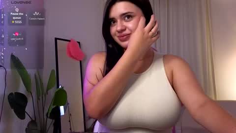 Snapshot of courtneyk_ chatting on October 18, 2025, 2:29 pm Courtney online show from October 18, 2025, 2:29 pm