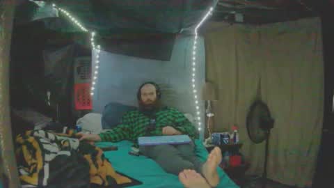 cowboy_n_toy online show from November 21, 2025, 6:01 am