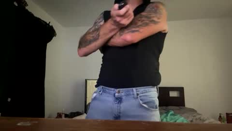 Snapshot of coxcummins7 chatting on October 6, 2025, 1:14 am coxcummins7 online show from October 6, 2025, 1:14 am