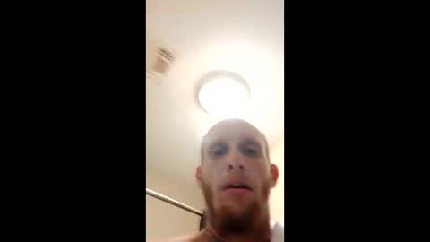 Snapshot of coxwingin9 chatting on October 21, 2025, 4:13 am coxwingin9 online show from October 21, 2025, 4:13 am