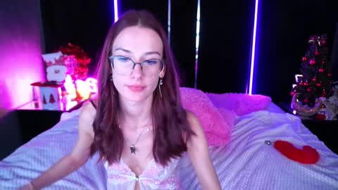 Snapshot of cozymell chatting on January 1, 2025, 7:20 am cozymell online show from January 1, 2025, 7:20 am