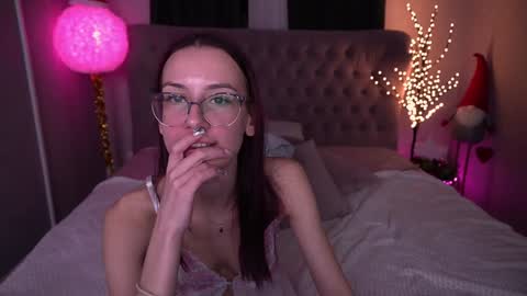 Snapshot of cozymell chatting on January 17, 2025, 6:02 pm cozymell online show from January 17, 2025, 6:02 pm