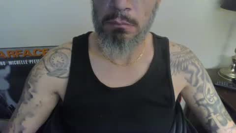 Snapshot of cpl_inlove chatting on October 18, 2025, 3:57 pm cpl_inlove online show from October 18, 2025, 3:57 pm