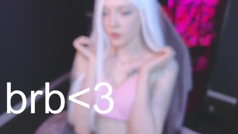 Snapshot of crackling_tati chatting on January 24, 2025, 2:07 am Tati online show from January 24, 2025, 2:07 am