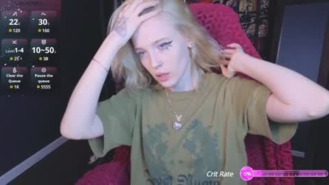 Snapshot of crackling_tati chatting on February 8, 2025, 8:53 pm Tati online show from February 8, 2025, 8:53 pm