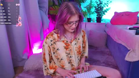 Snapshot of crazy__wine chatting on December 15, 2024, 12:07 am Sonya online show from December 15, 2024, 12:07 am