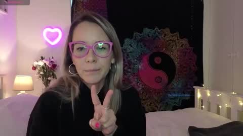 Stacy 2pm to 6pm mon-fri 3 CAT online show from November 27, 2025, 5:26 pm