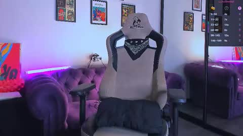    online show from September 20, 2025, 5:25 pm