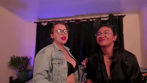 Snapshot of crazy_cakes_ chatting on November 11, 2025, 11:16 pm Lexie Rose online show from November 11, 2025, 11:16 pm