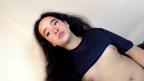 Snapshot of crazy_vixen chatting on January 2, 2025, 8:17 am Hot Ayisha online show from January 2, 2025, 8:17 am