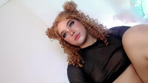 Snapshot of crazy_vixen chatting on February 25, 2025, 12:55 pm Hot Ayisha online show from February 25, 2025, 12:55 pm
