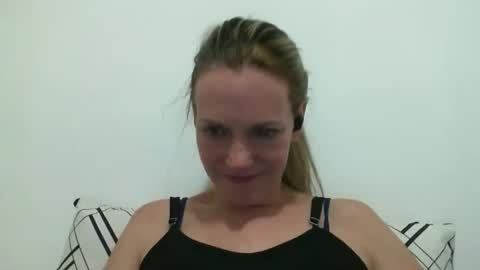 Anny online show from March 8, 2025, 12:44 am