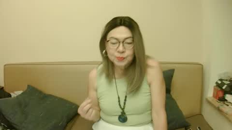 Snapshot of crazychika chatting on October 12, 2025, 3:33 pm Kelly online show from October 12, 2025, 3:33 pm