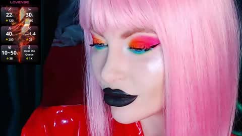 Snapshot of crazypinkyball chatting on December 26, 2024, 2:48 pm Roxy online show from December 26, 2024, 2:48 pm