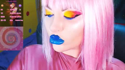 Snapshot of crazypinkyball chatting on October 18, 2025, 1:56 pm Roxy online show from October 18, 2025, 1:56 pm