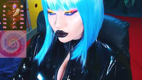 Snapshot of crazypinkyball chatting on October 26, 2025, 2:23 pm Roxy online show from October 26, 2025, 2:23 pm