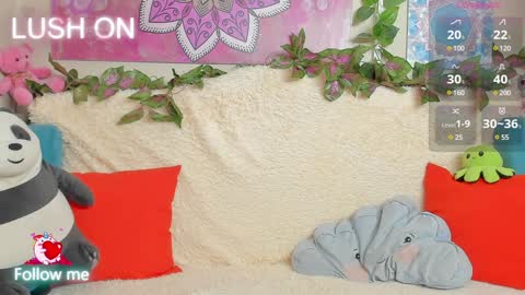 Snapshot of crazyteeen chatting on December 18, 2024, 9:25 am Anny online show from December 18, 2024, 9:25 am