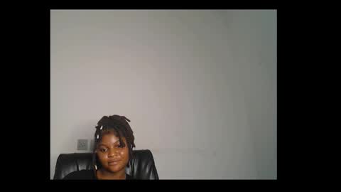 Snapshot of creamy_juicypussy chatting on March 10, 2025, 12:37 pm Lady jasmine online show from March 10, 2025, 12:37 pm