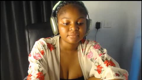 Snapshot of creamy_juicypussy chatting on September 27, 2025, 8:30 am Lady jasmine online show from September 27, 2025, 8:30 am