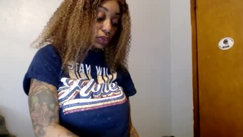 CreamyExotica online show from December 17, 2025, 5:30 pm