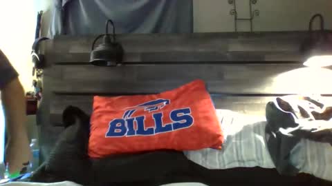 Snapshot of creamymadona chatting on October 29, 2025, 1:24 pm Heather online show from October 29, 2025, 1:24 pm