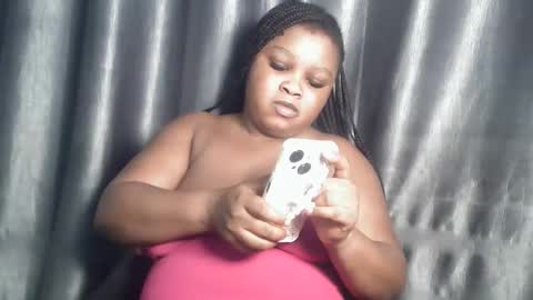 creamyposh1 online show from November 26, 2025, 4:13 am