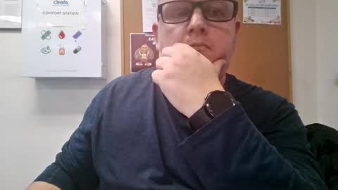 The hopeless romantic online show from November 23, 2025, 2:22 am