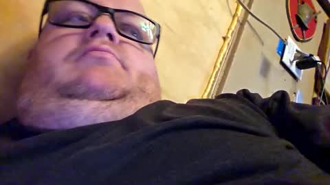 The hopeless romantic online show from December 15, 2025, 12:04 am