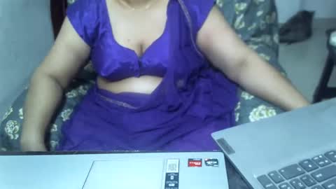 Snapshot of crezybhabihot chatting on January 26, 2025, 9:51 pm Sonika69 online show from January 26, 2025, 9:51 pm