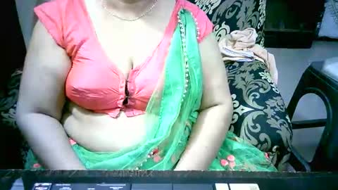 Snapshot of crezybhabihot chatting on October 5, 2025, 5:55 pm Sonika69 online show from October 5, 2025, 5:55 pm