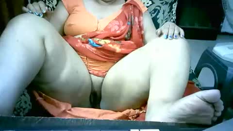 Snapshot of crezybhabihot chatting on October 27, 2025, 7:29 pm Sonika69 online show from October 27, 2025, 7:29 pm