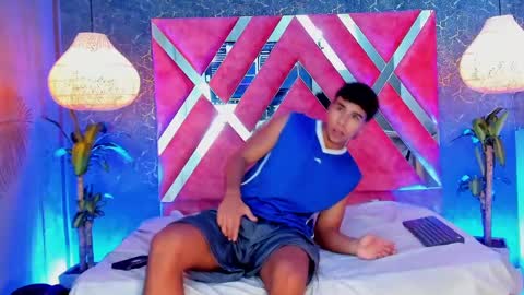 Snapshot of crh58_ chatting on September 9, 2025, 11:37 pm crh58_ online show from September 9, 2025, 11:37 pm