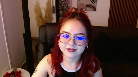 Snapshot of crimson_tati chatting on March 2, 2025, 7:10 am Tatiana online show from March 2, 2025, 7:10 am
