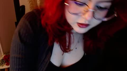 Snapshot of crimson_tati chatting on March 6, 2025, 4:08 am Tatiana online show from March 6, 2025, 4:08 am