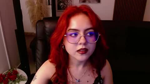 Snapshot of crimson_tati chatting on March 12, 2025, 10:26 am Tatiana online show from March 12, 2025, 10:26 am