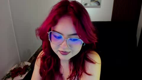 Snapshot of crimson_tati chatting on September 10, 2025, 4:34 am Tatiana online show from September 10, 2025, 4:34 am