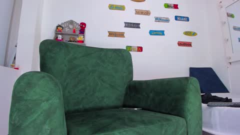 cristian online show from November 10, 2025, 12:09 am