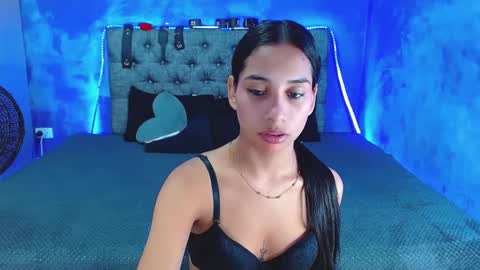 Snapshot of crisandmery chatting on September 10, 2025, 4:12 am CRISANDMERY online show from September 10, 2025, 4:12 am