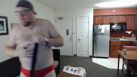 Crisp Xris online show from November 14, 2025, 7:56 pm