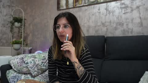 crissy_love online show from December 11, 2024, 9:41 am