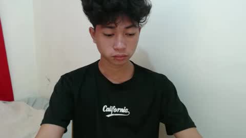 cristal1xox online show from October 13, 2025, 5:57 pm