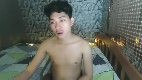 cristal1xox online show from December 19, 2025, 11:28 am