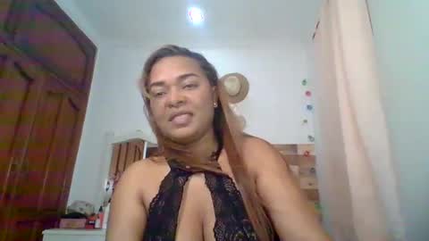 Snapshot of cristal_blanco chatting on February 14, 2025, 8:52 am cristal online show from February 14, 2025, 8:52 am