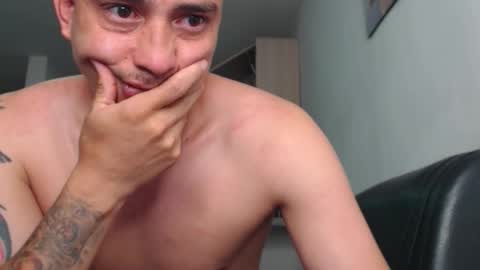 Snapshot of cristal_loverss chatting on October 31, 2025, 11:11 am cristal beautiful online show from October 31, 2025, 11:11 am