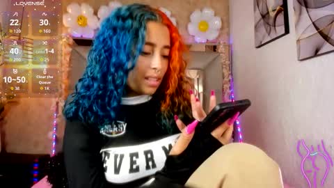   online show from November 4, 2025, 8:30 pm