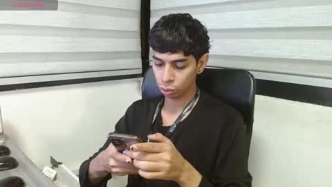 cristhian online show from September 20, 2025, 5:19 am