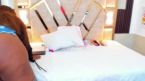 cristin  online show from February 27, 2025, 6:53 pm